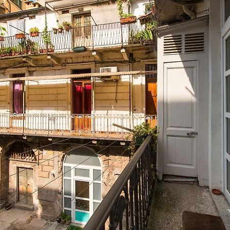 Mole Antonelliana & Royal Gardens Cozy Studio Turin Exterior photo